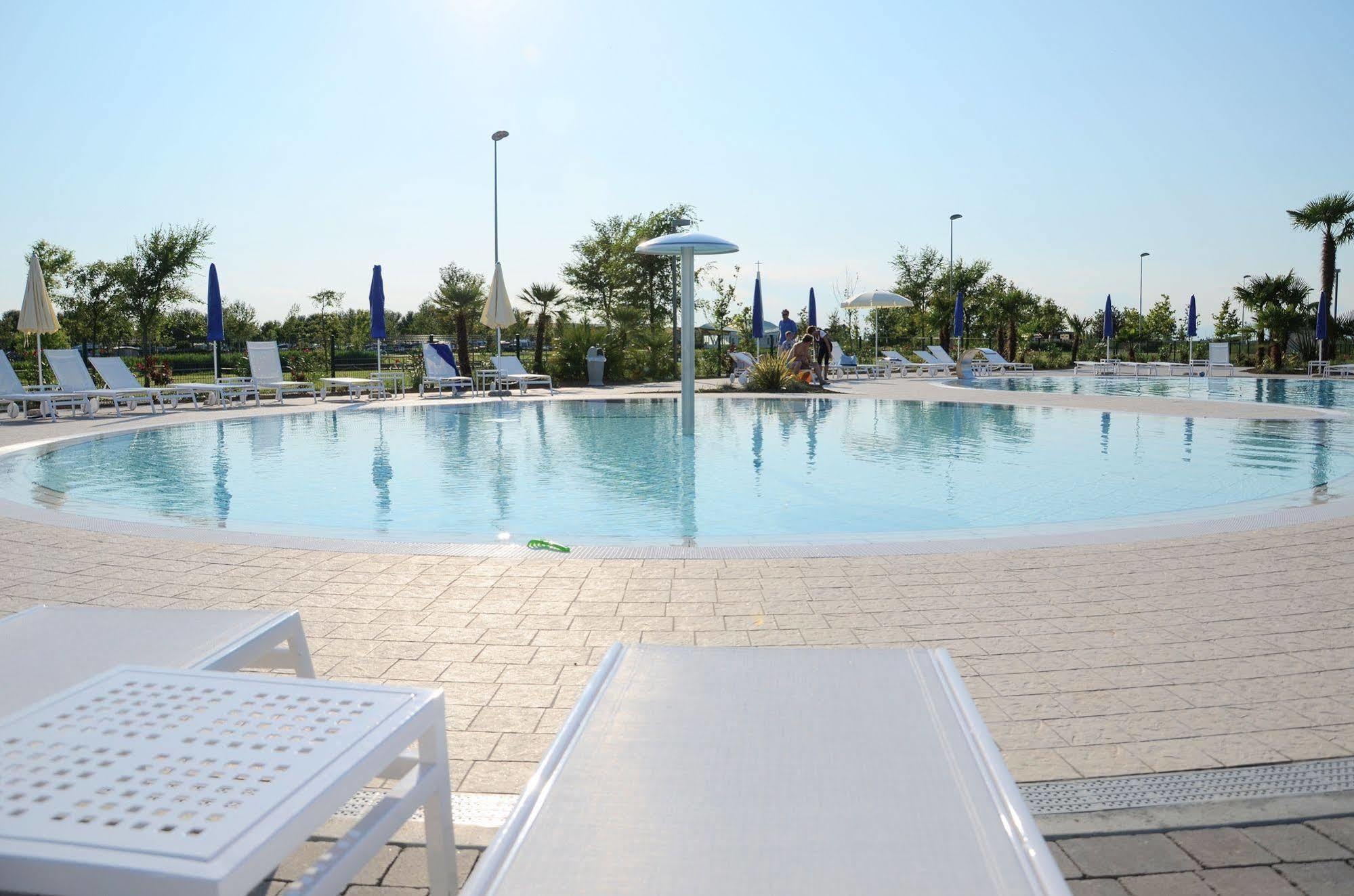 Villaggio Laguna Blu Каорле Екстер'єр фото